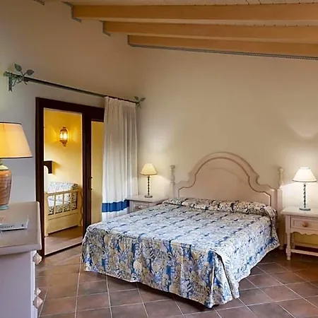 Beautiful Il Giardino Degli Oleandri One Bedroom Sleeps Two Num0856 Hotel Porto Cervo