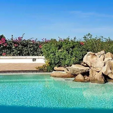 Beautiful Il Giardino Degli Oleandri One Bedroom Sleeps Two Num0856 Porto Cervo